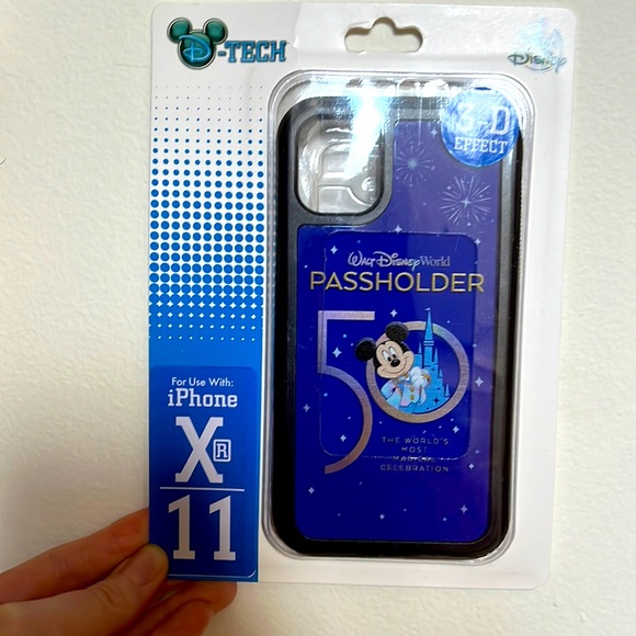 NWT Disney Parks Passholder 50th Anniversary iPhone XR/11 Phone Case - Picture 1 of 4